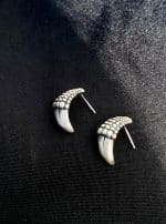 SMALL DRAGON EARRING - Image 4