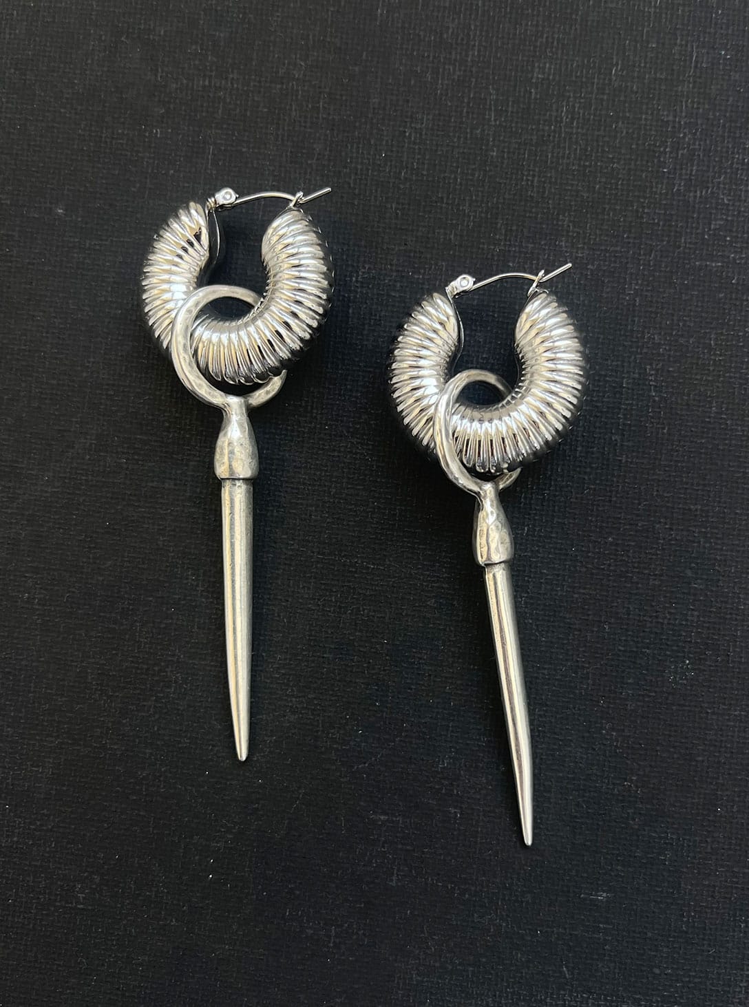 Dracula earrings DRACULA EARRINGS - Image 1