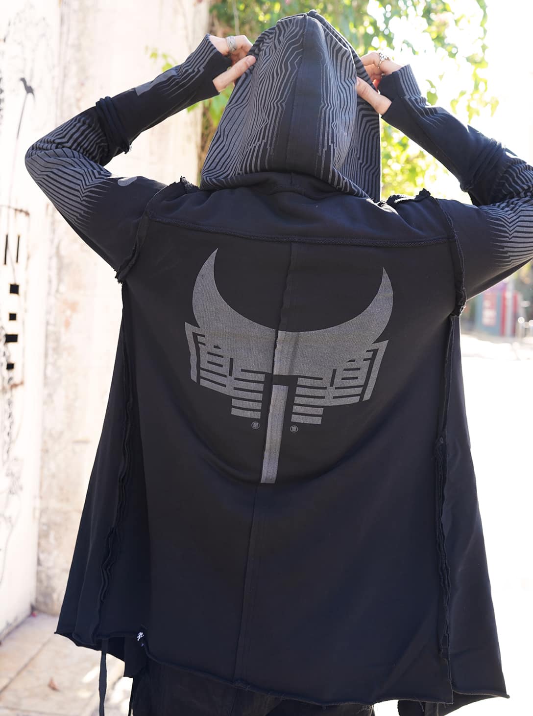 GATA BLK-YONATAN_0001_GATA-BLACK-4 Gata MEN HOOD Black - Image 1