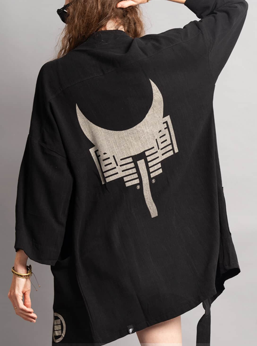 HOSHI KIMONO BLACK_0001_Group 72 HOSHI WOMEN MIDI KIMONO BLACK - Image 1