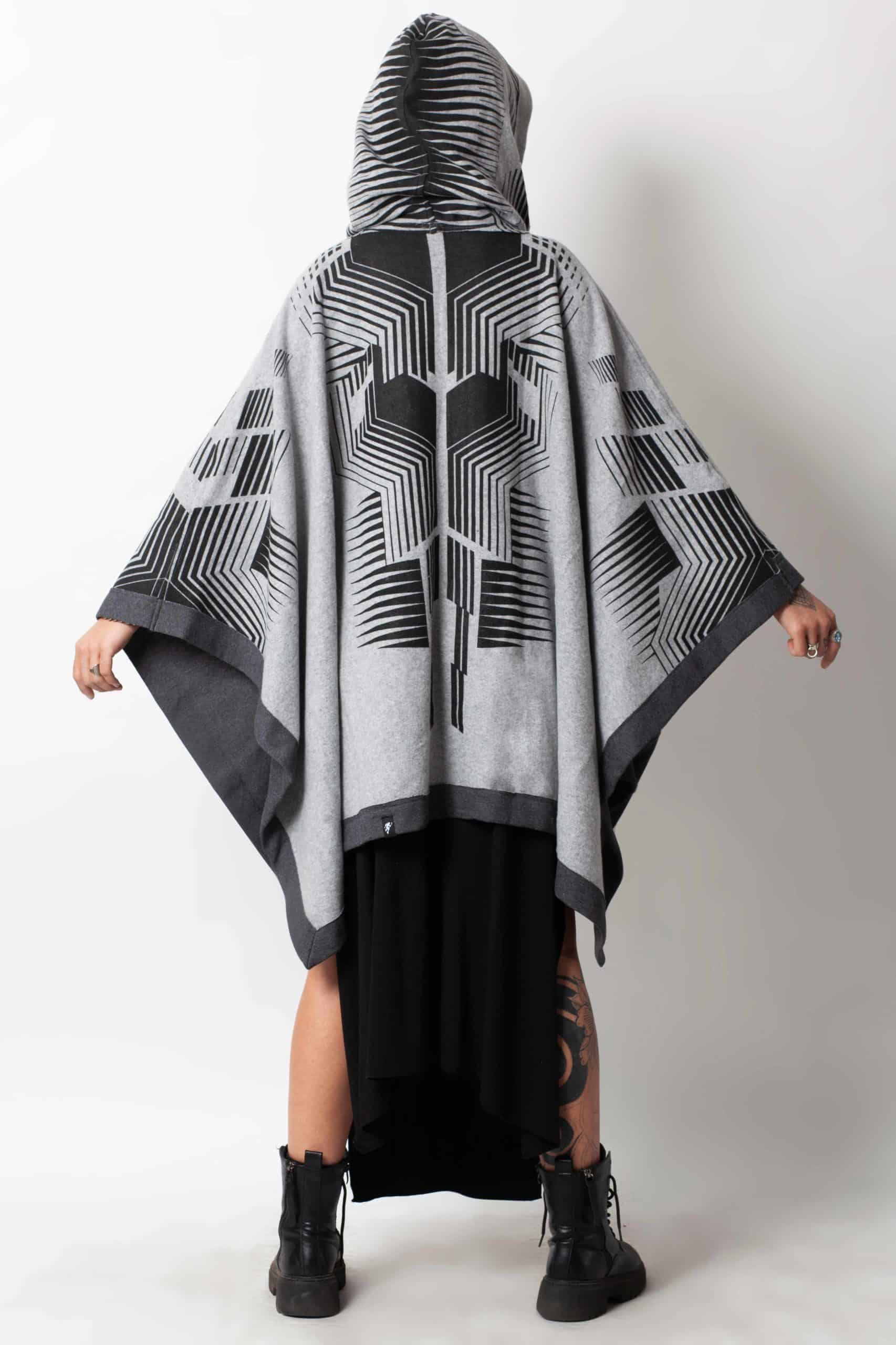 IMG_5272 MAVERICK PONCHO ICE GREY - Image 1