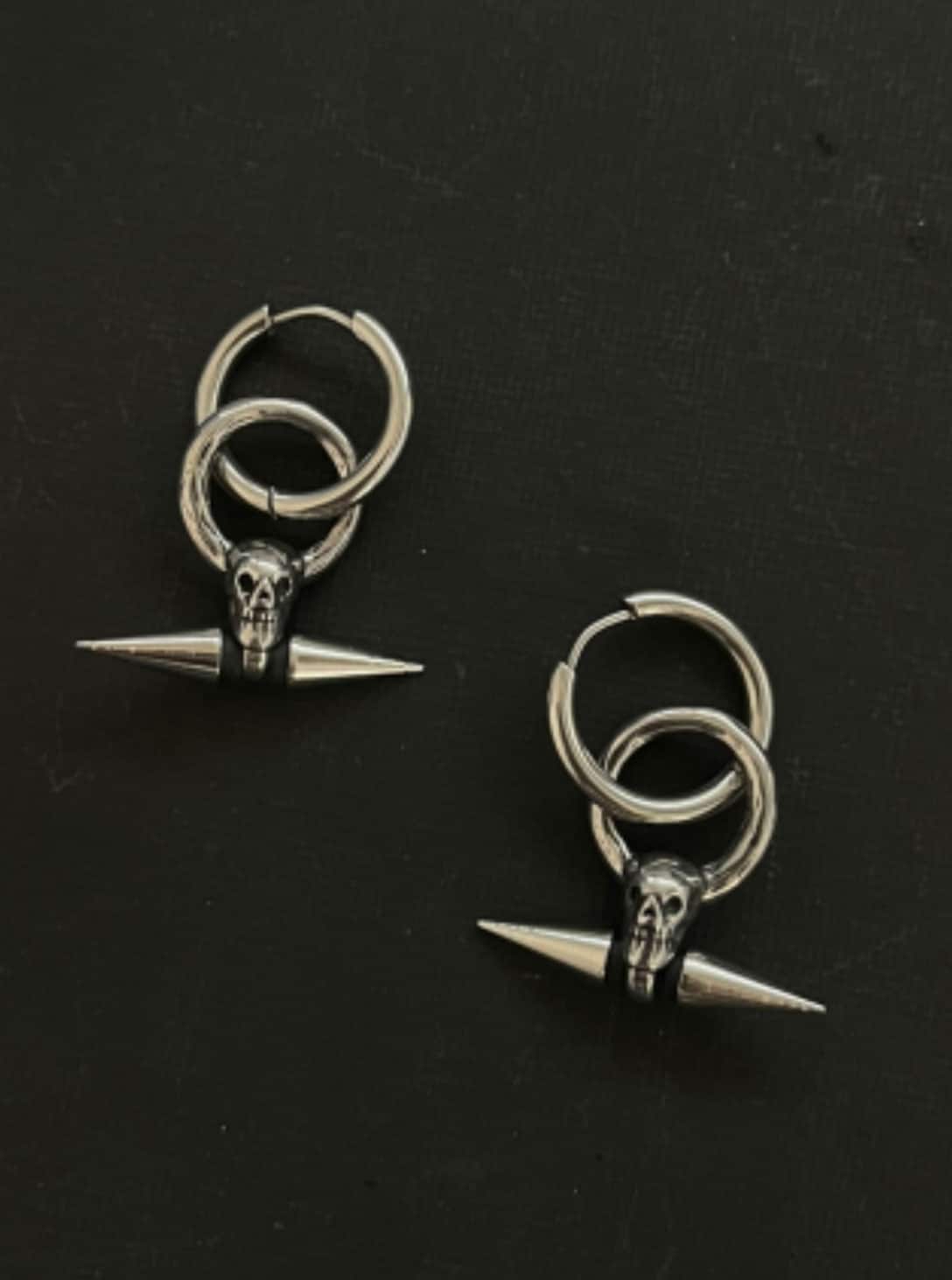עגילי-גולגולת SKULL EARRINGS - Image 1